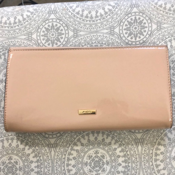 Aldo Handbags - Aldo Beige & Gold Clutch NWT